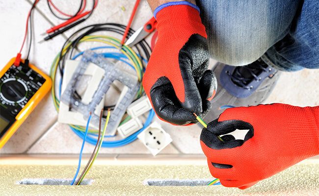 Asistencia de Urgencias Eléctricas en La Reina